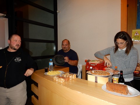 Membres préparant l'AGA