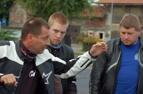 Tassoune en pleine explication